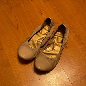 Dexflex Comfort Nude Slip On Shoes